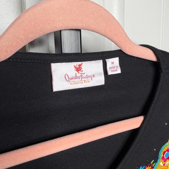 Quacker Factory Black Mid Sleeve Colorful Guitar and Skull Dia De Los Muertos - Picture 3 of 6